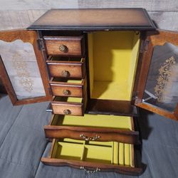 Wooden Musical Jewelry Box 