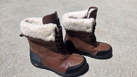 UGG Kids' Butte II CWR , Waterproof Boots, Size 1,Worchester, Brand NEW!