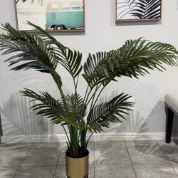 Artificial Plants With Base 