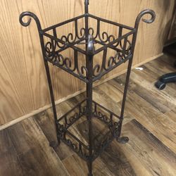 Gorgeous Wrought Iron Decor! 