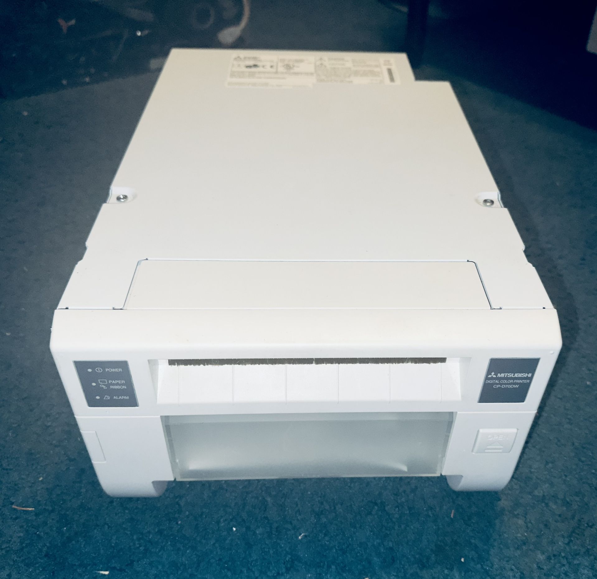 MITSUBISHI CP-D70DW DYE SUBLIMATION PHOTO PRINTER 