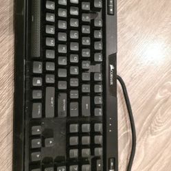 Corsair K70