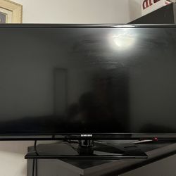 32 Inches Samsung TV