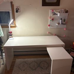 White desk
