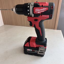 Milwaukee Drill Brushless 