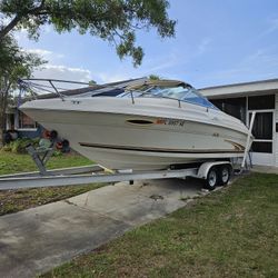 1999 Searay 215 Express Cabin Cruiser