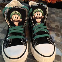 Luigi For Kids Size 5