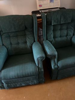 2  La-Z-Boy Recliners (green)