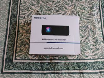 WiFi Bluetooth HD Projector Roconia