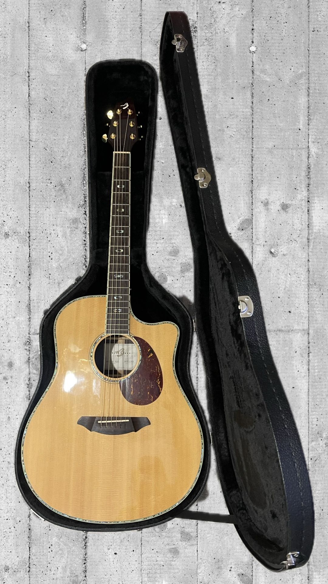 Breedlove AC25 SR Plus Acoustic Electric Guitar