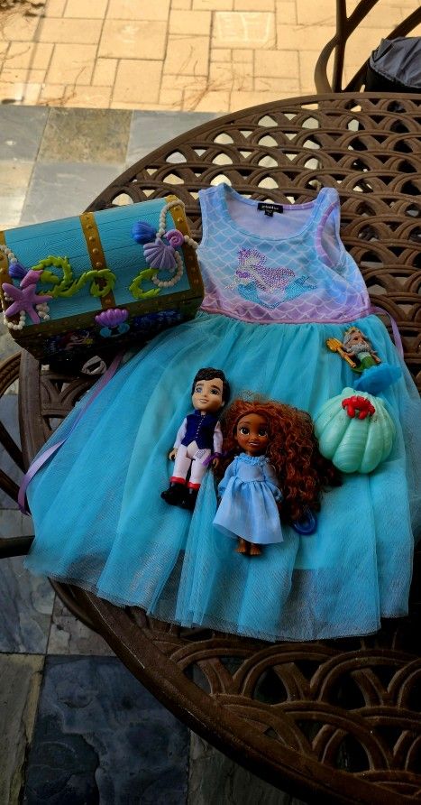 Girl 5t Dress And Ariel Mermaid Toys