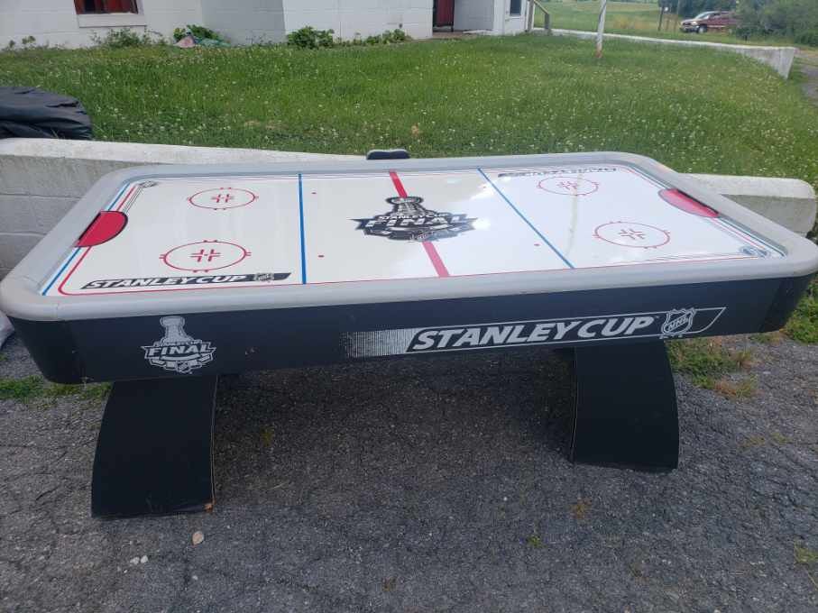 Air hockey and ping pong table