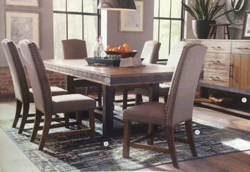 7Pc Dining Room Set
