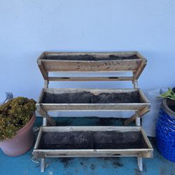 Raised Planter