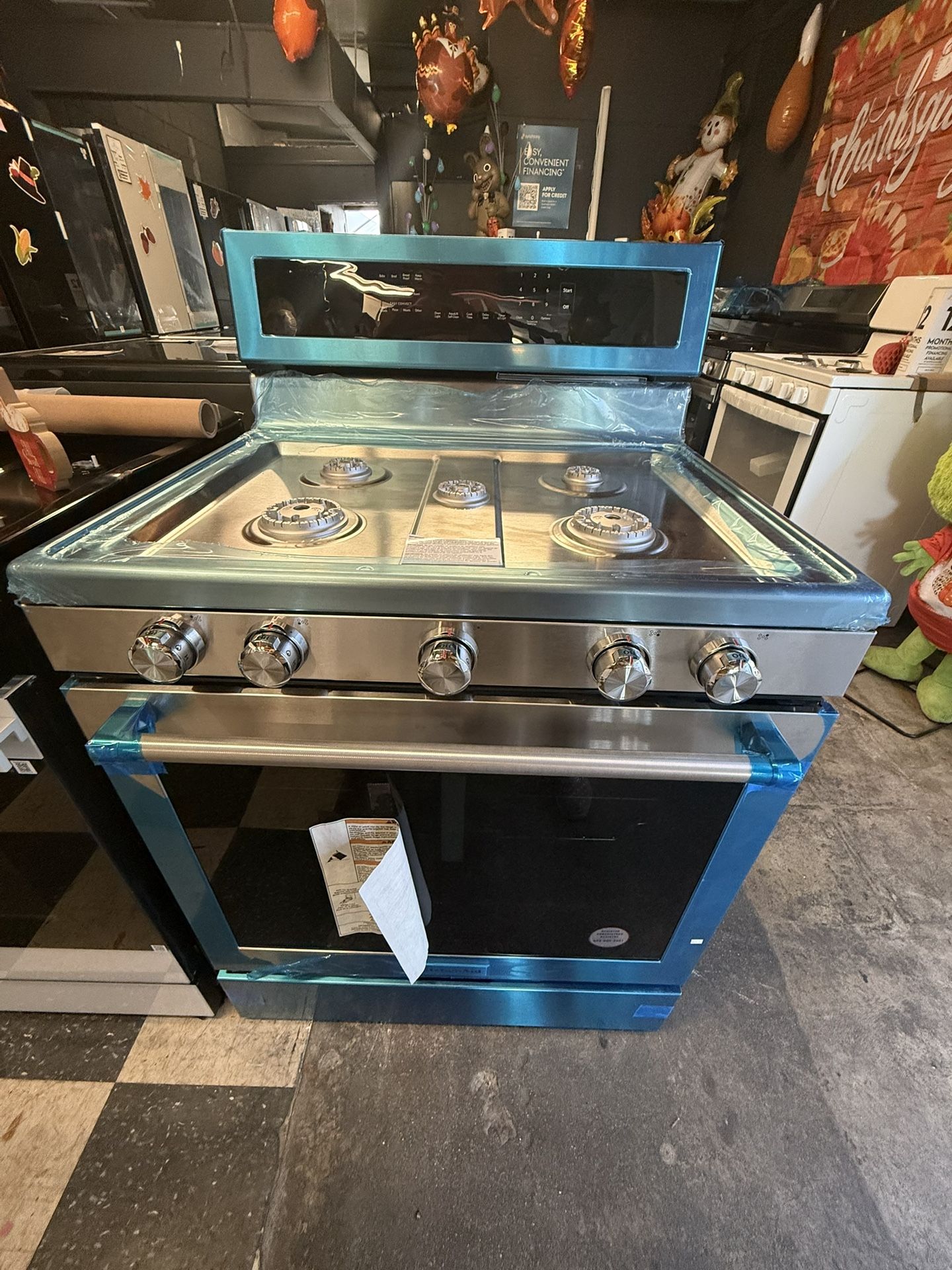 Kitchen Aid Freestanding Range In Stainless Steel 🍁🍂