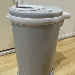 Ubbi Diaper Pail 