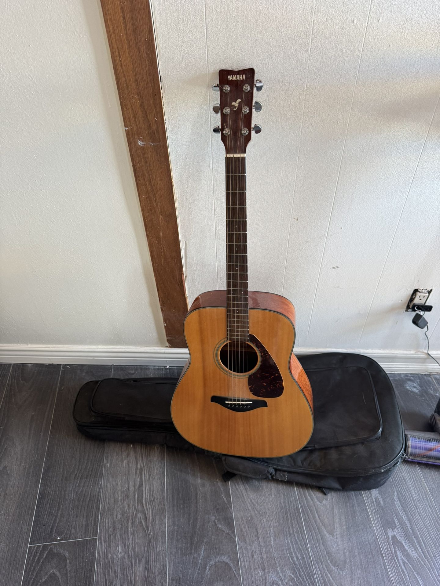 Yamaha Guitar