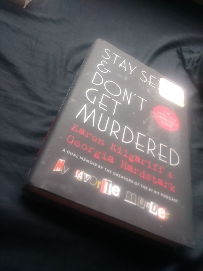 Book stay sexy and dont get murdered