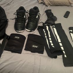  SNEAKERS ,BAG , KNEE PADS ,TWO PAIR SLEEVES,  SOCKS ALL ONE PRICE OR SEPARATELY 