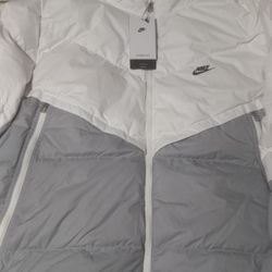 Nike Puffer Jacket 