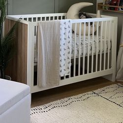 Pottery Barn x West Elm Quinn Crib w/ toddler bed conversion kit