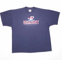 Vintage 2000 Hershey’s Pennsylvania Graphic T-Shirt