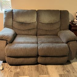 Loveseat Recliner 