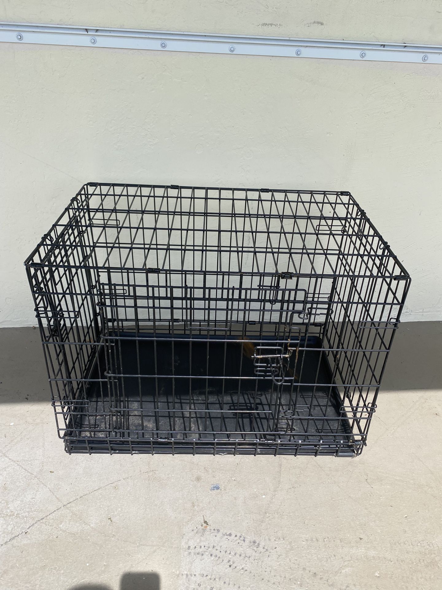 Dog Cage L 30” X W 22” X H19”