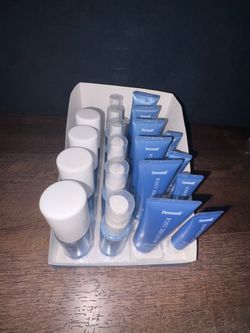 VIRAL Dermasil JET SET Skincare – Moisture Lock & Baggage