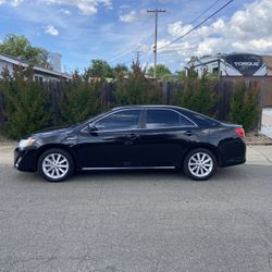 2014 Toyota Camry Hybrid