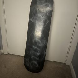 supreme skateboard