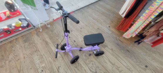 Knee scooter (New)