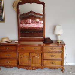 Dresser with mirror