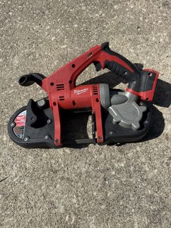 Milwaukee M18 Volt BAND SAW