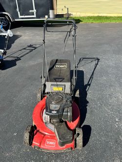 Toro self propelled lawn mower