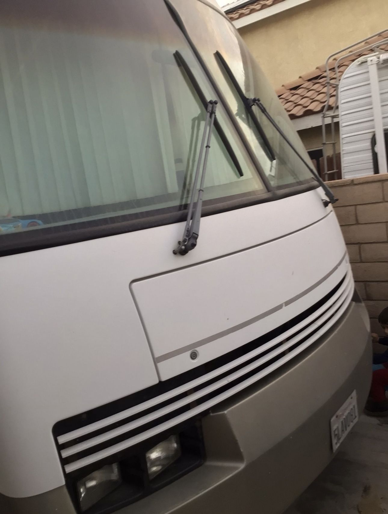 1999 ITASCA MOTORHOME IN VÍCTORVILLE CA
