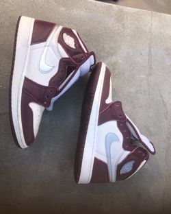 Jordan 1 Bordeaux 6.5y