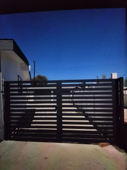 Double gate