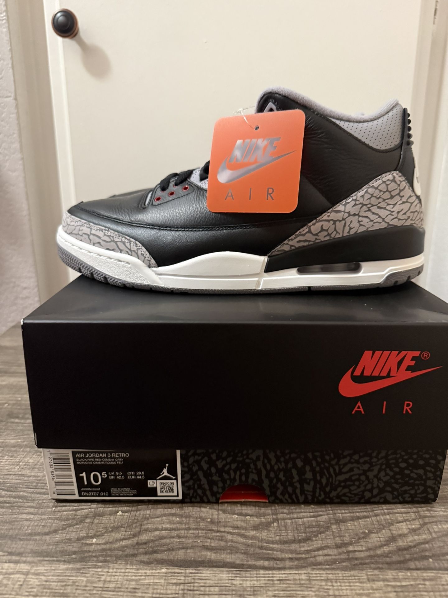 Jordan 3 Black Cement 10.5