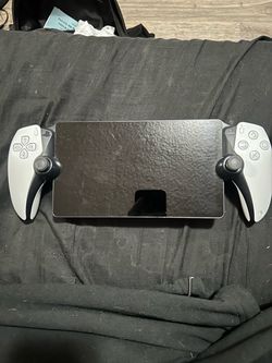 Sony PlayStation Portal OBO 150$