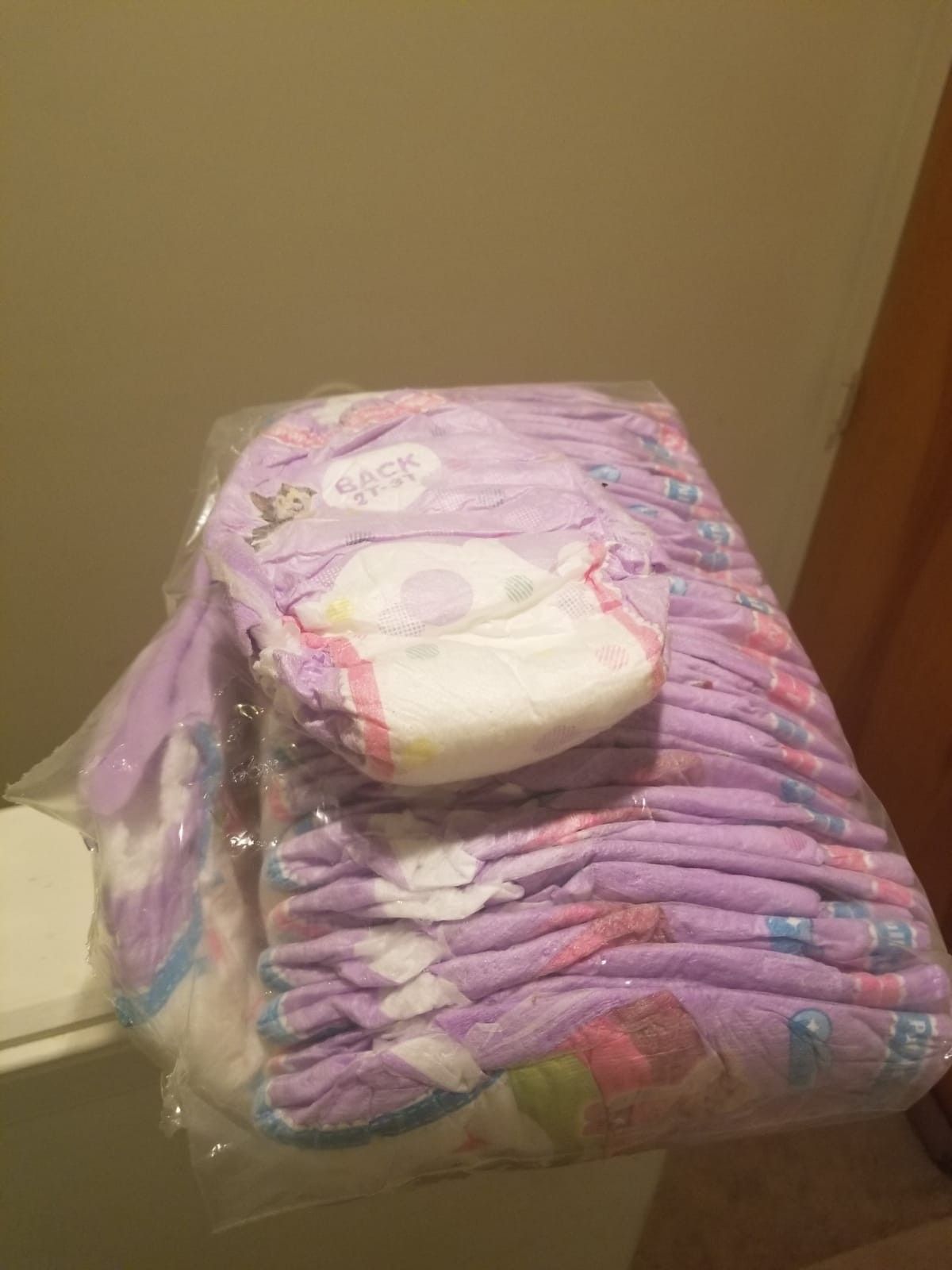 Huggies 2T-3T diapers