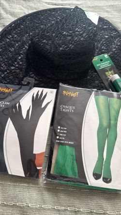 Witch Costume Access
