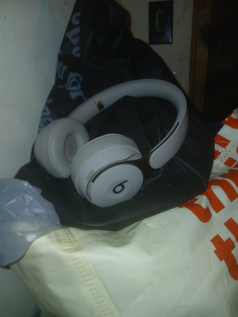 Beats Headphones Solo Pros