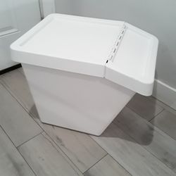 Plastic Container Storage 