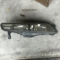 2004 Acura TL Passenger Headlight