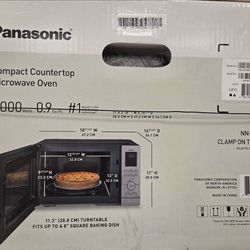 Panasonic countertop microwave .09 cu ft brand new sealed