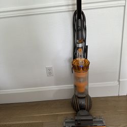 Dyson Ball Vacuum-works Perfect!