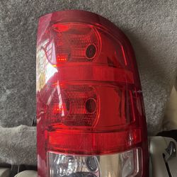 2007-2014 Gmc Sierra Rear Tail Light Right Side