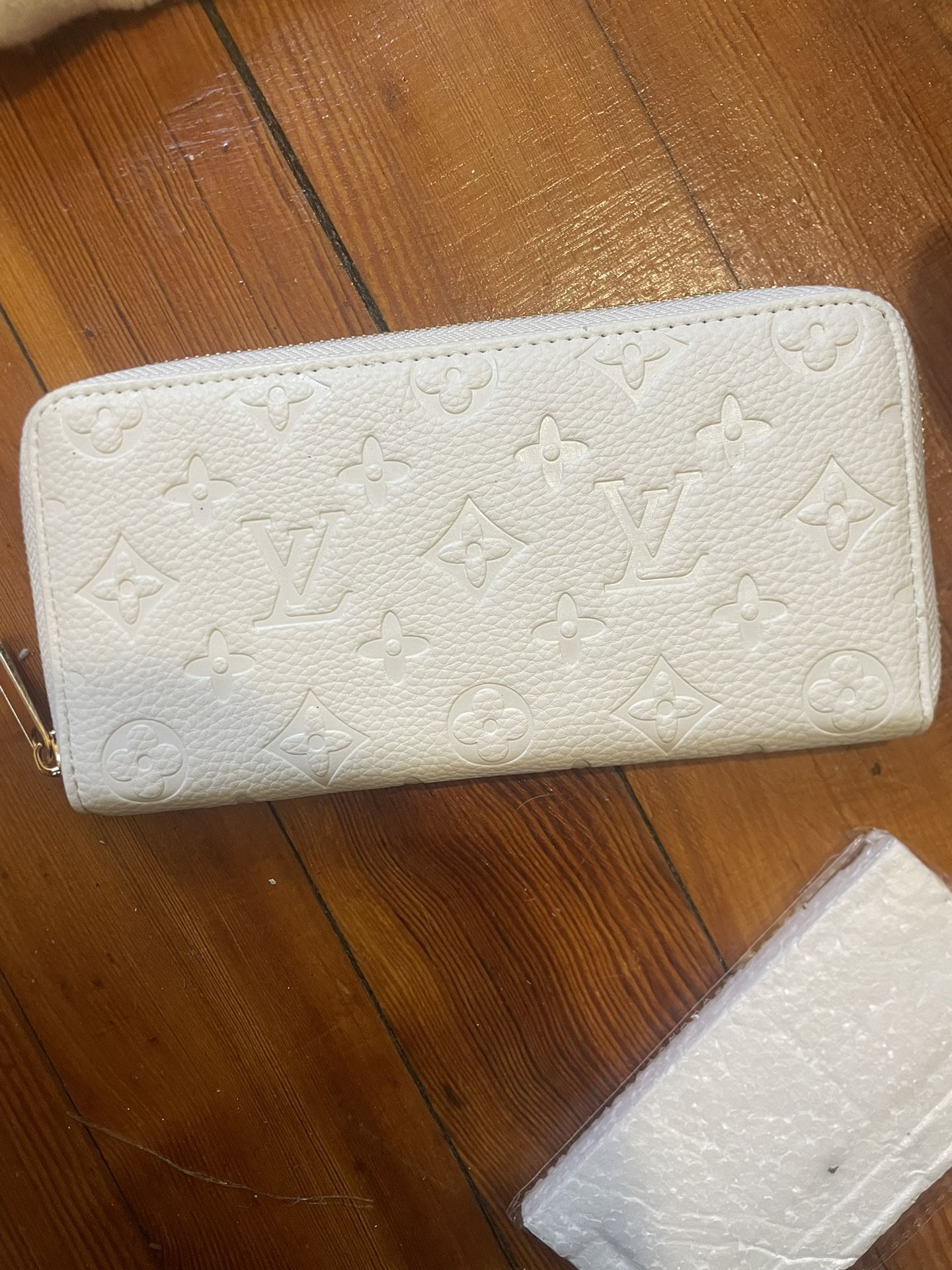 Louie Vuitton Wallet 