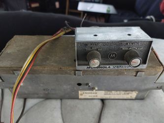 Motorola Vibrasonc KM2I 04R Vintage Car Radio